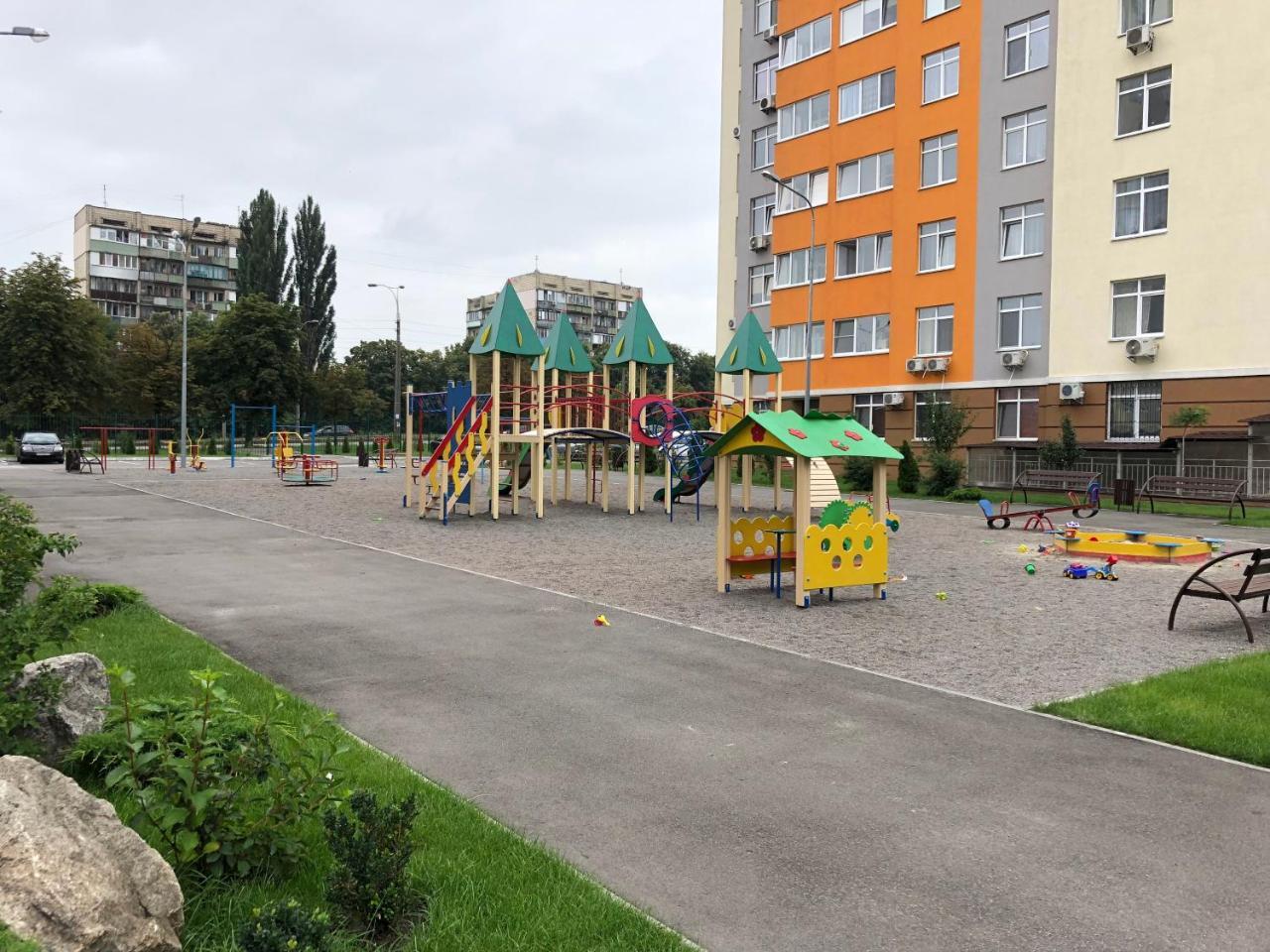 Стильна Та Простора Квартира Kyiv Exterior foto